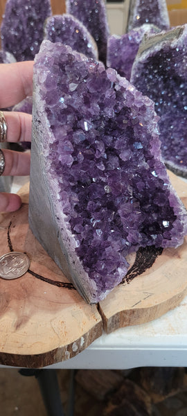 Amethyst Geode Cut Base AU1