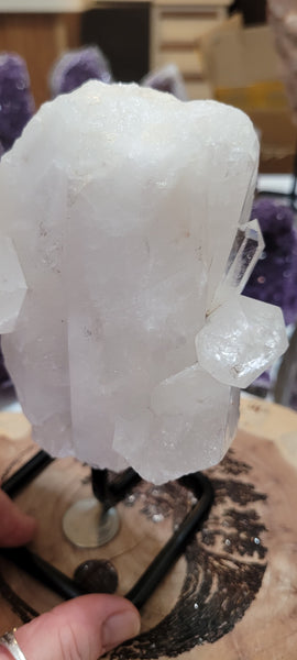 Quartz Cluster on Pin QS7