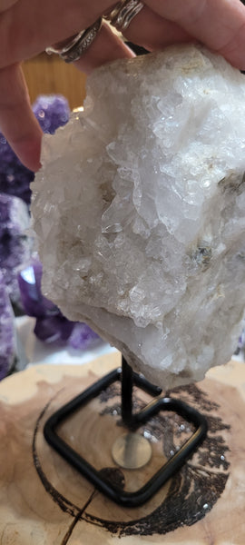 Quartz Cluster on Pin QS2