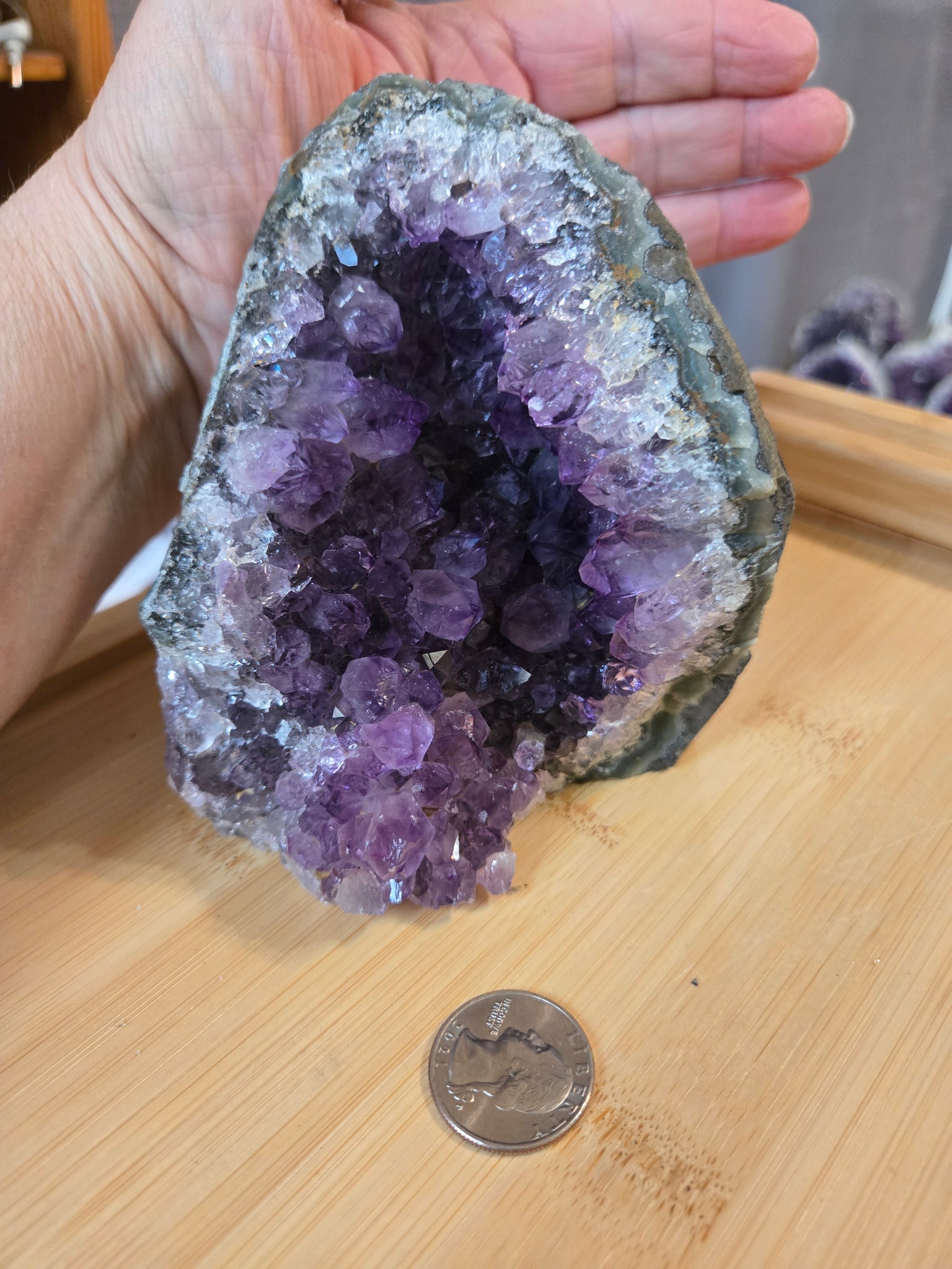 Amethyst Cut Base ACB17