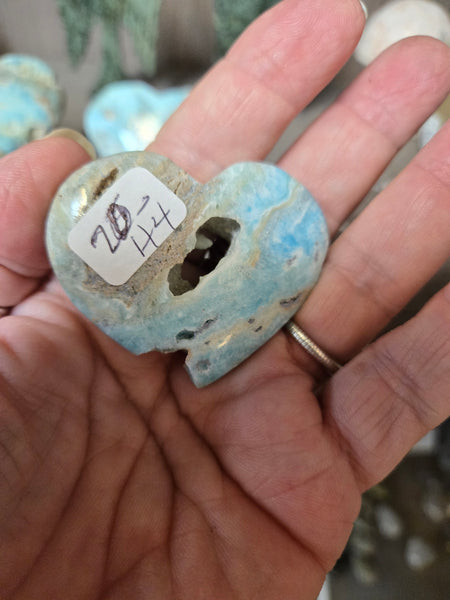 Carribean Calcite Heart H4