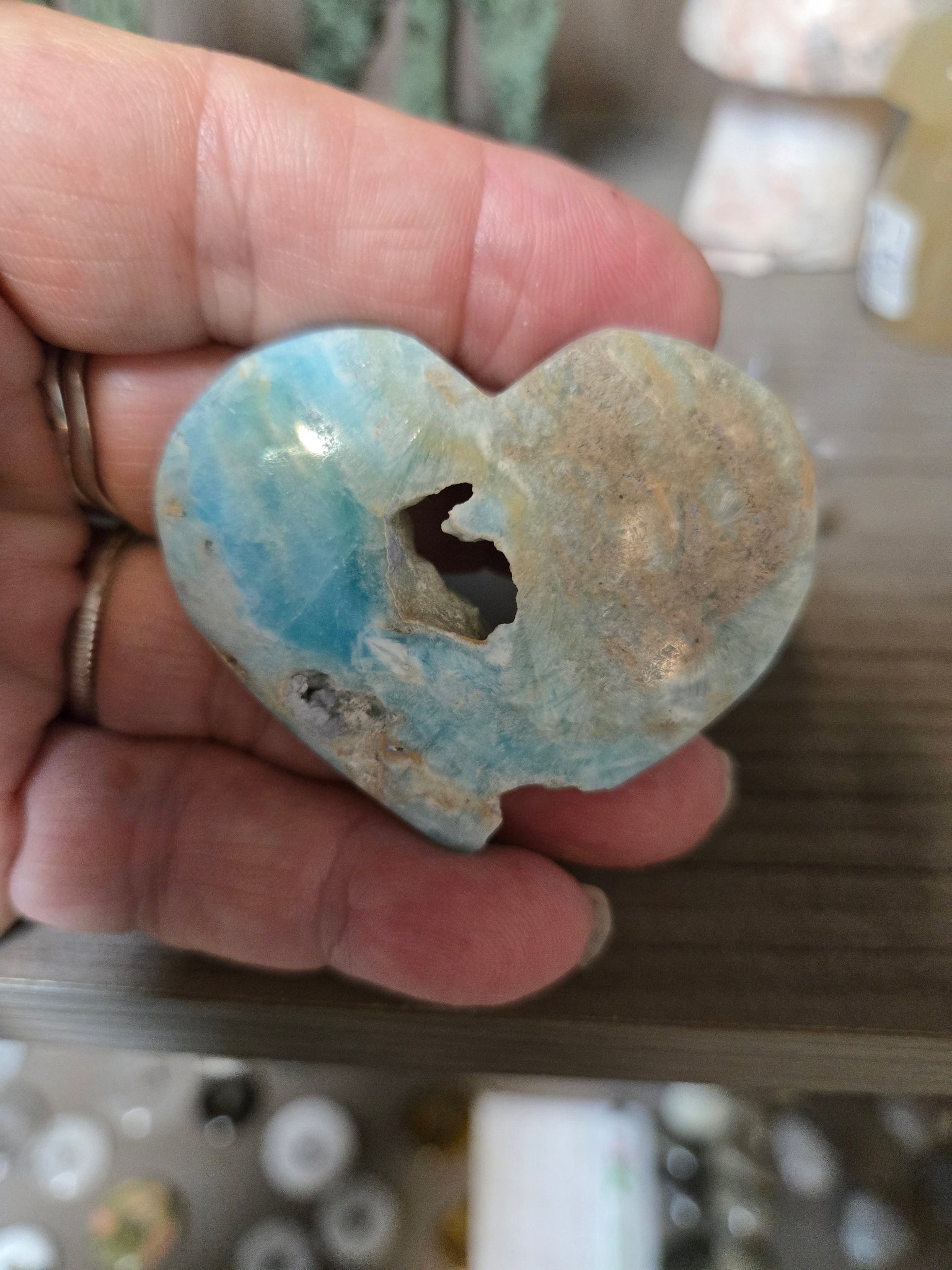 Carribean Calcite Heart H4