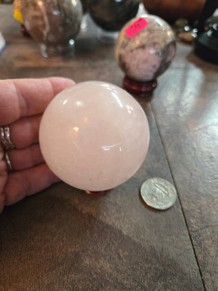 Spheres - Rose Quartz Sphere RQ1 40mm
