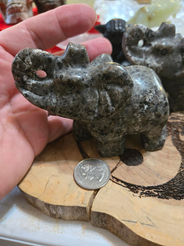 Carvings - Yooperlite Elephant YE1