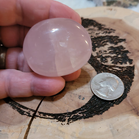 Rose Quartz Palmstone RQ3